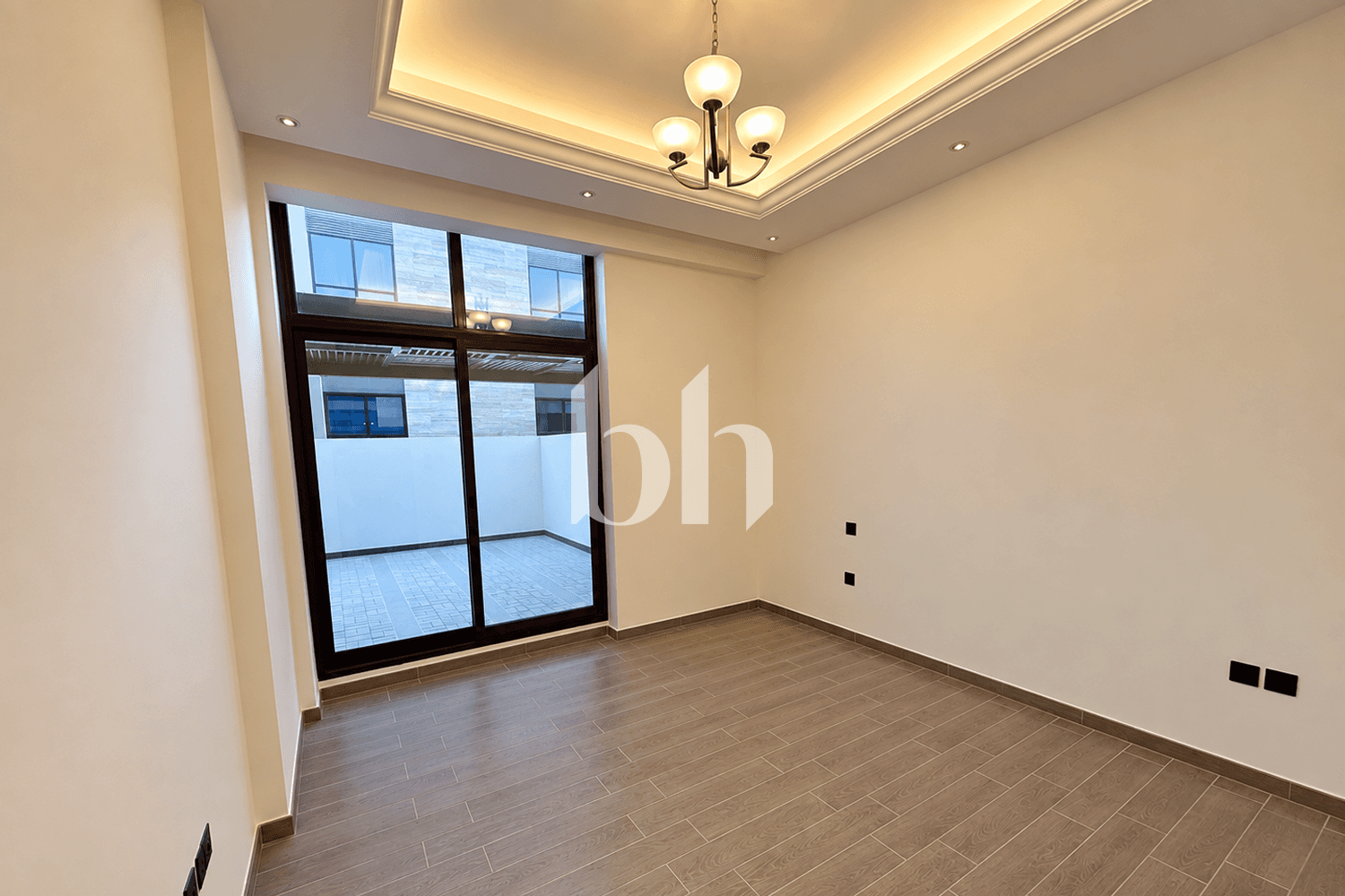 3 Bedroom Townhouse in Elie Saab VIE Townhouses - photo 2