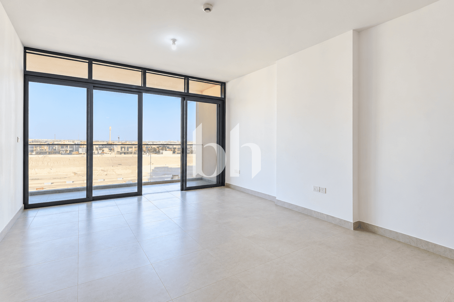1 Bedroom Apartment in Soho Square - photo 1