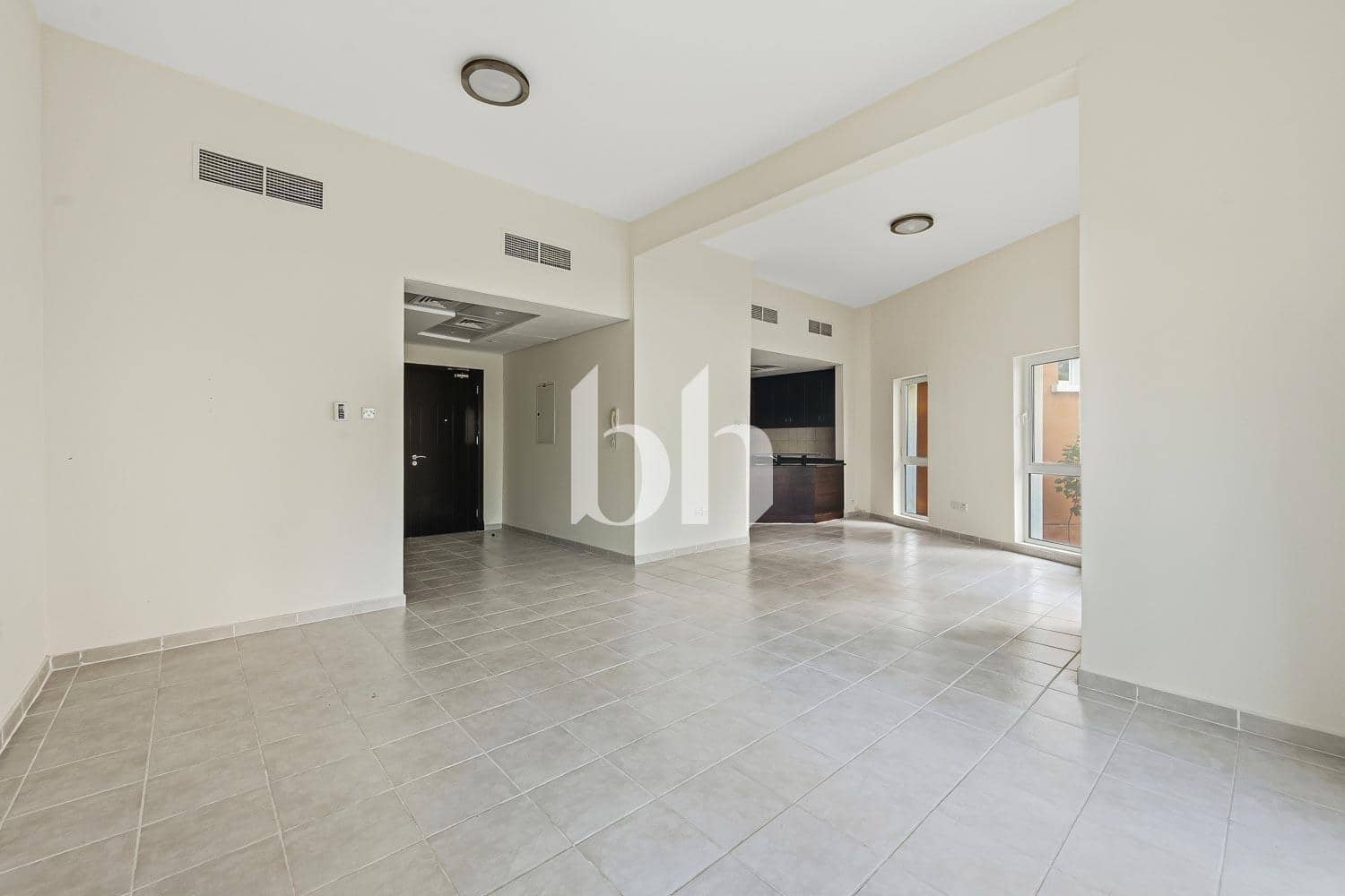 2 Bedroom Apartment in Building 165 - photo 1