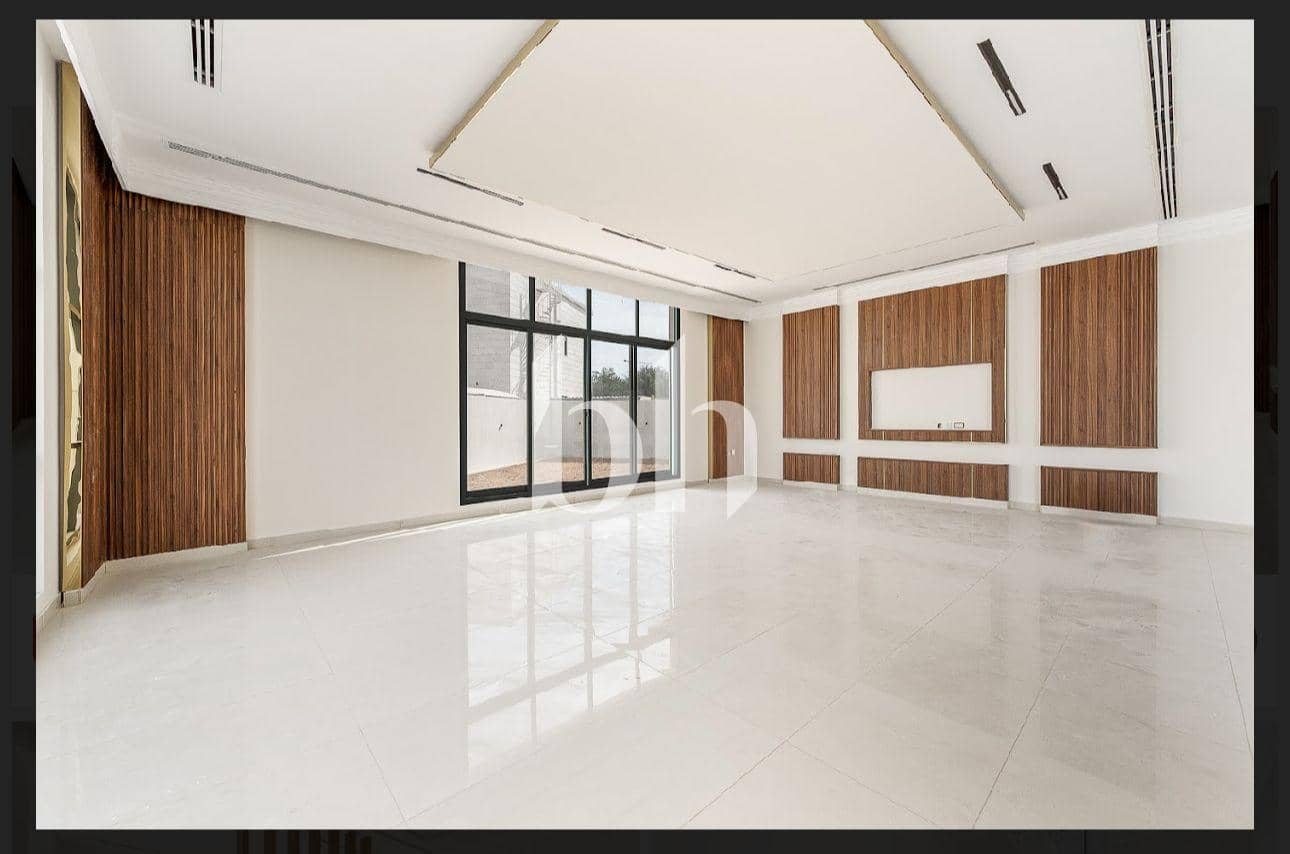5 Bedroom Villa in Al Quoz 2 Villas - photo 1