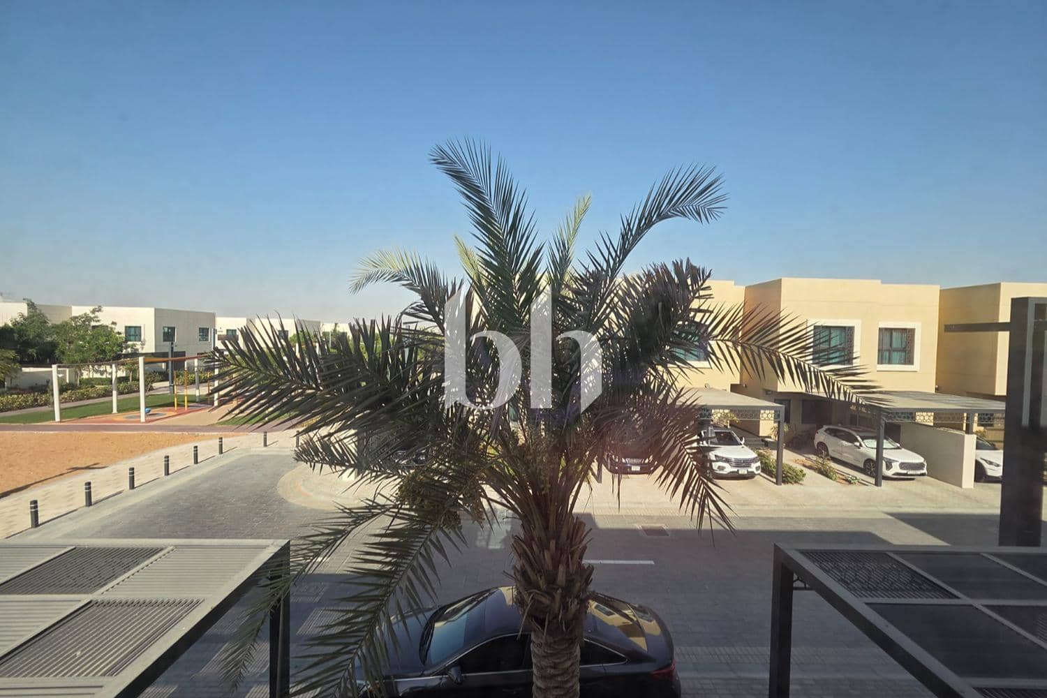 3 Bedroom Townhouse in Sharjah Sustainable City - photo 2