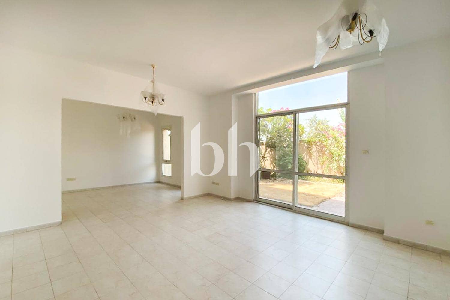 4 Bedroom Villa in Mirdif Villas