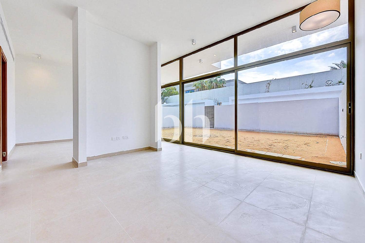 3 Bedroom Villa in Mirdif - photo 1