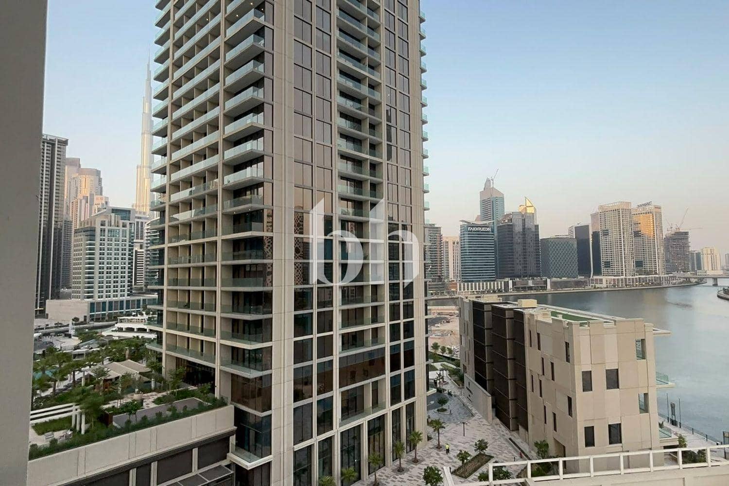 2 Bedroom Apartment in Peninsula Four