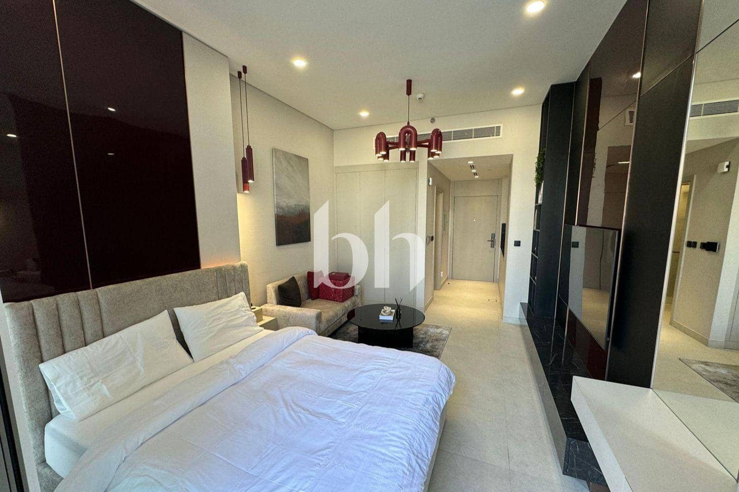 Studio Apartment in Hyde Walk - photo 1