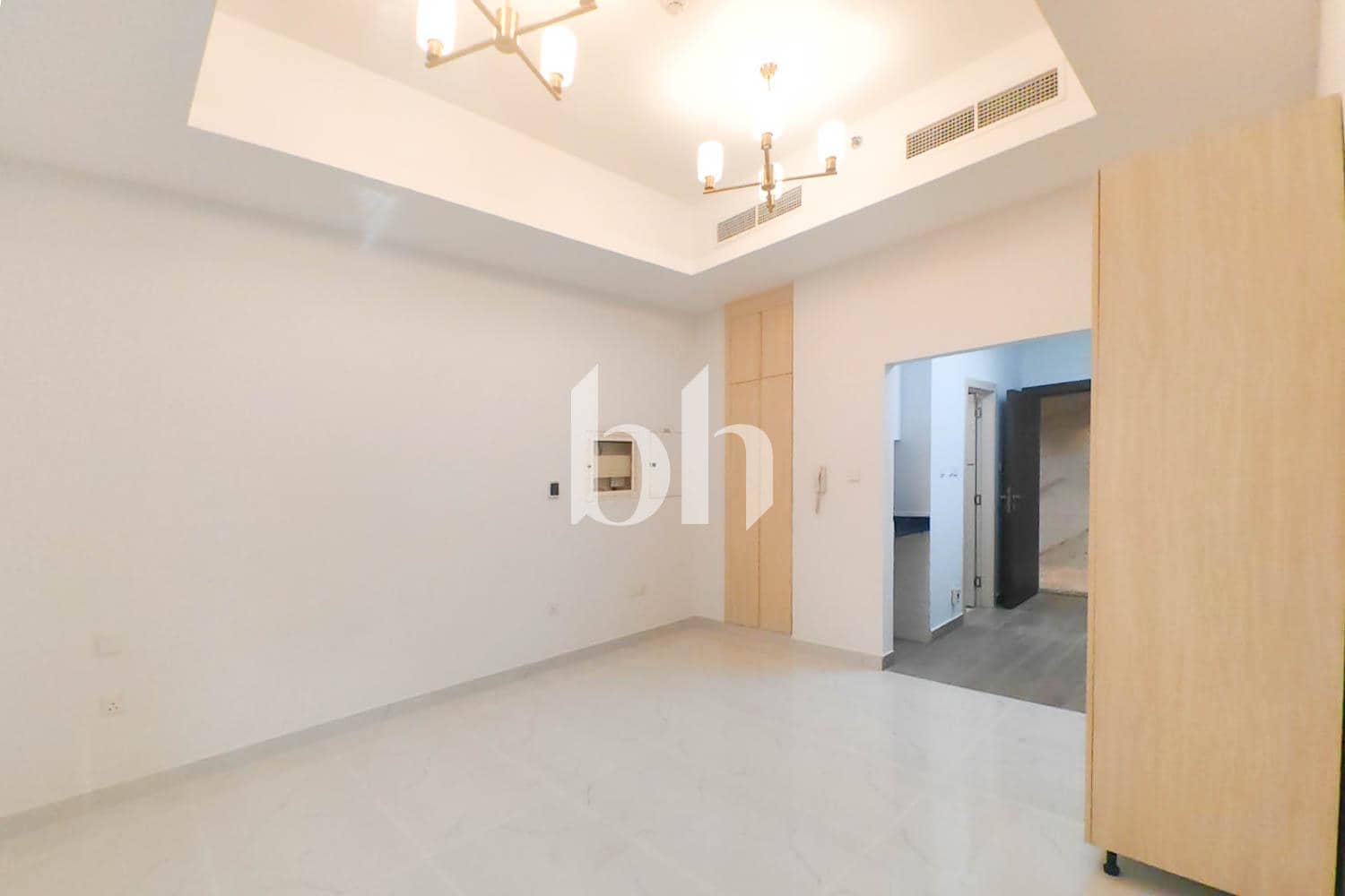 Studio Apartment in Iliyaa Tower 4 - photo 2