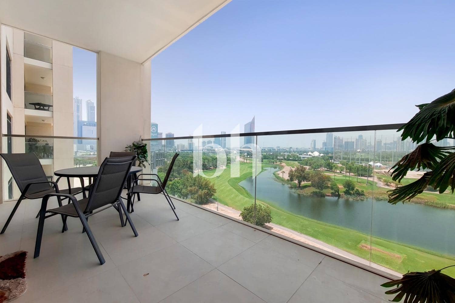 3 Bedroom Apartment in Vida Residence 1 - photo 1