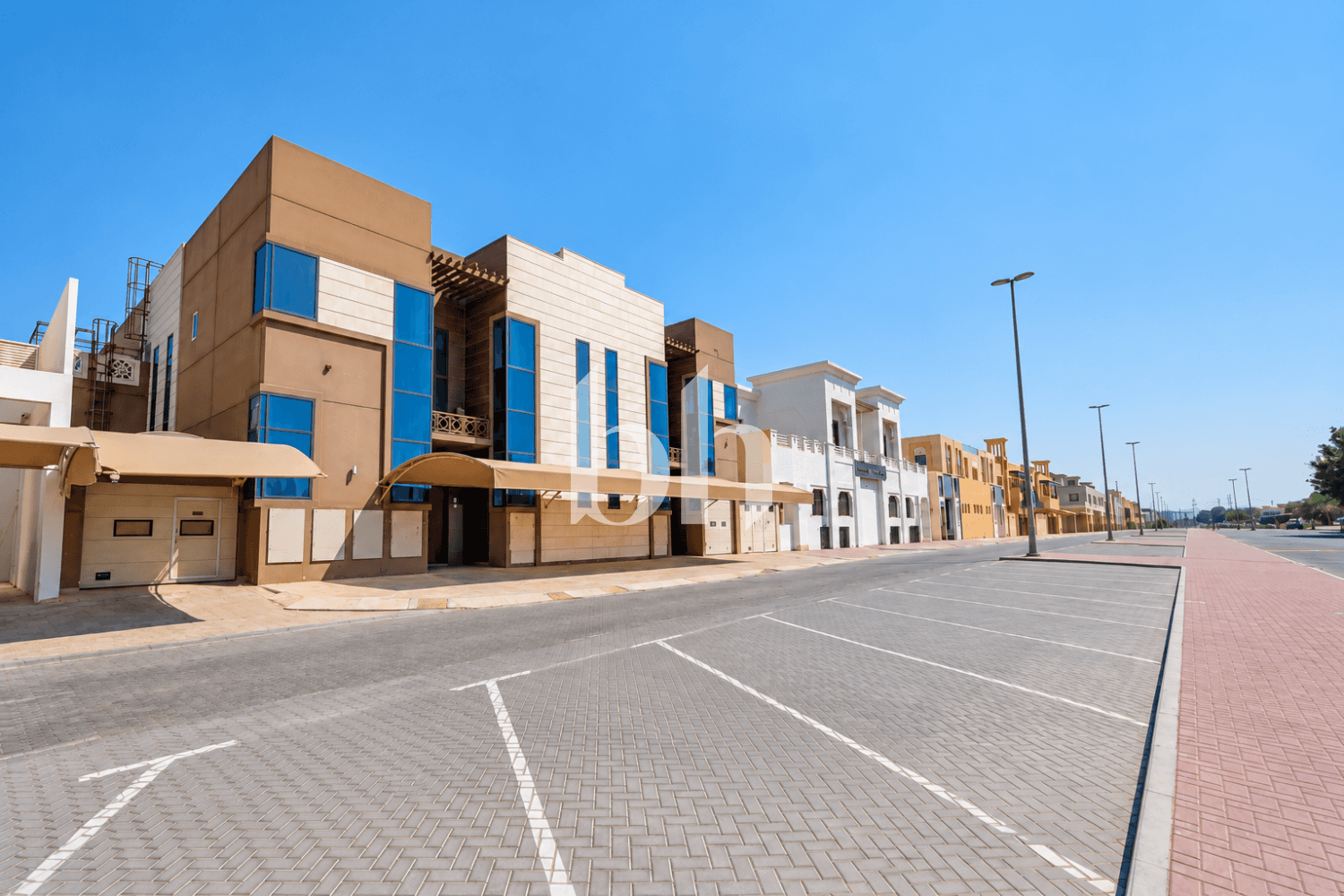 4 Bedroom Villa in Al Barsha 2 Villas - photo 2