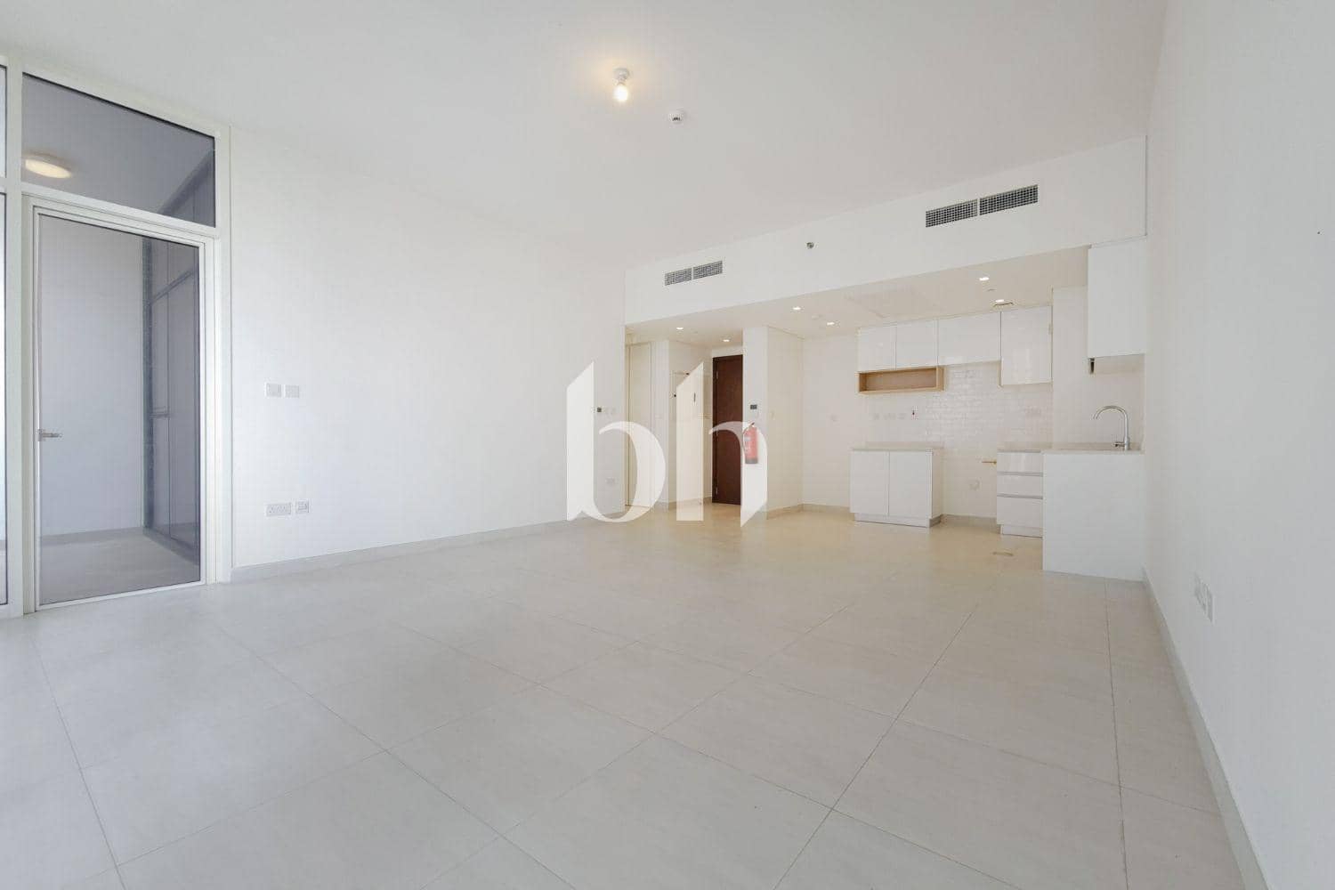 1 Bedroom Apartment in The Bridges - photo 2