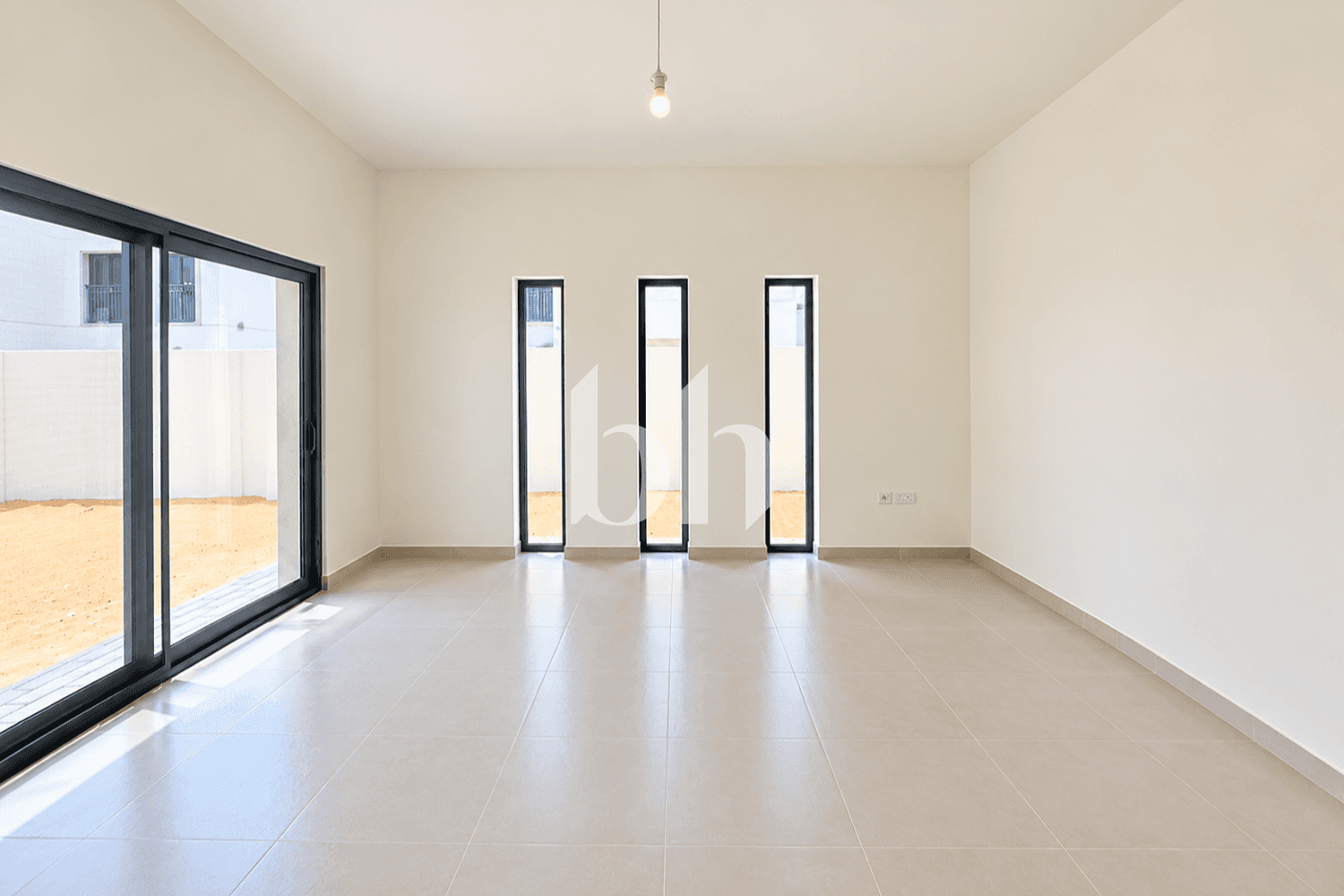 4 Bedroom Villa in Fay Al Reeman II - photo 1