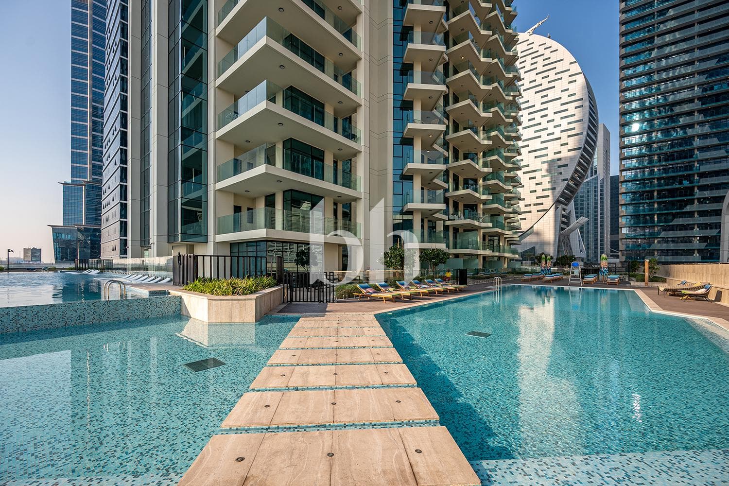 2 Bedroom Apartment in Urban Oasis