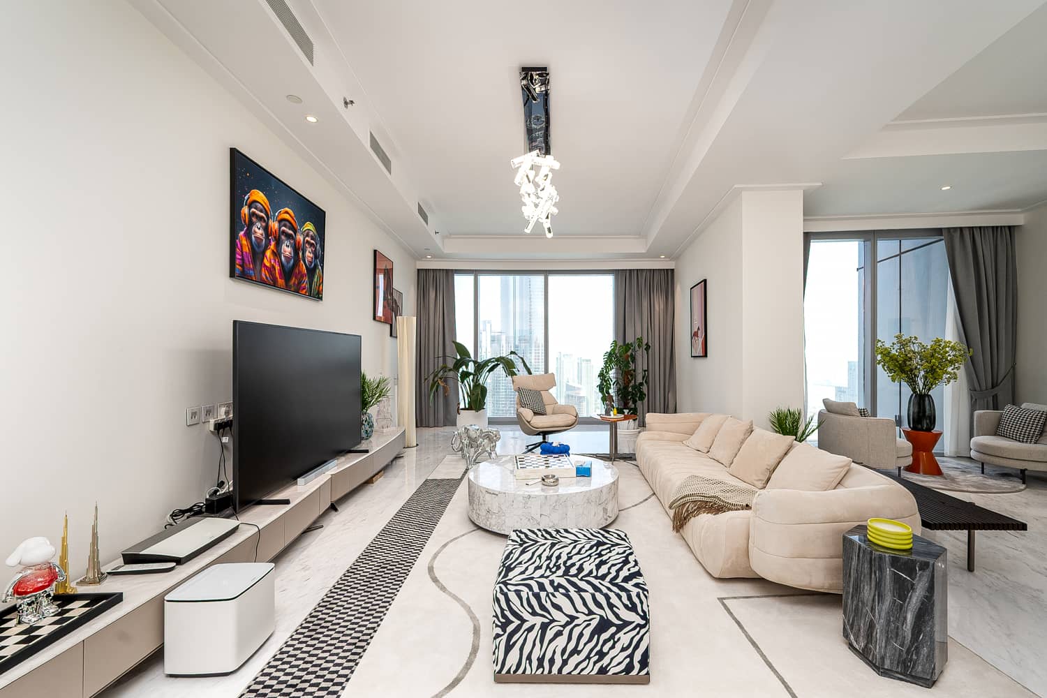 5 Bedroom Apartment in Opera Grand