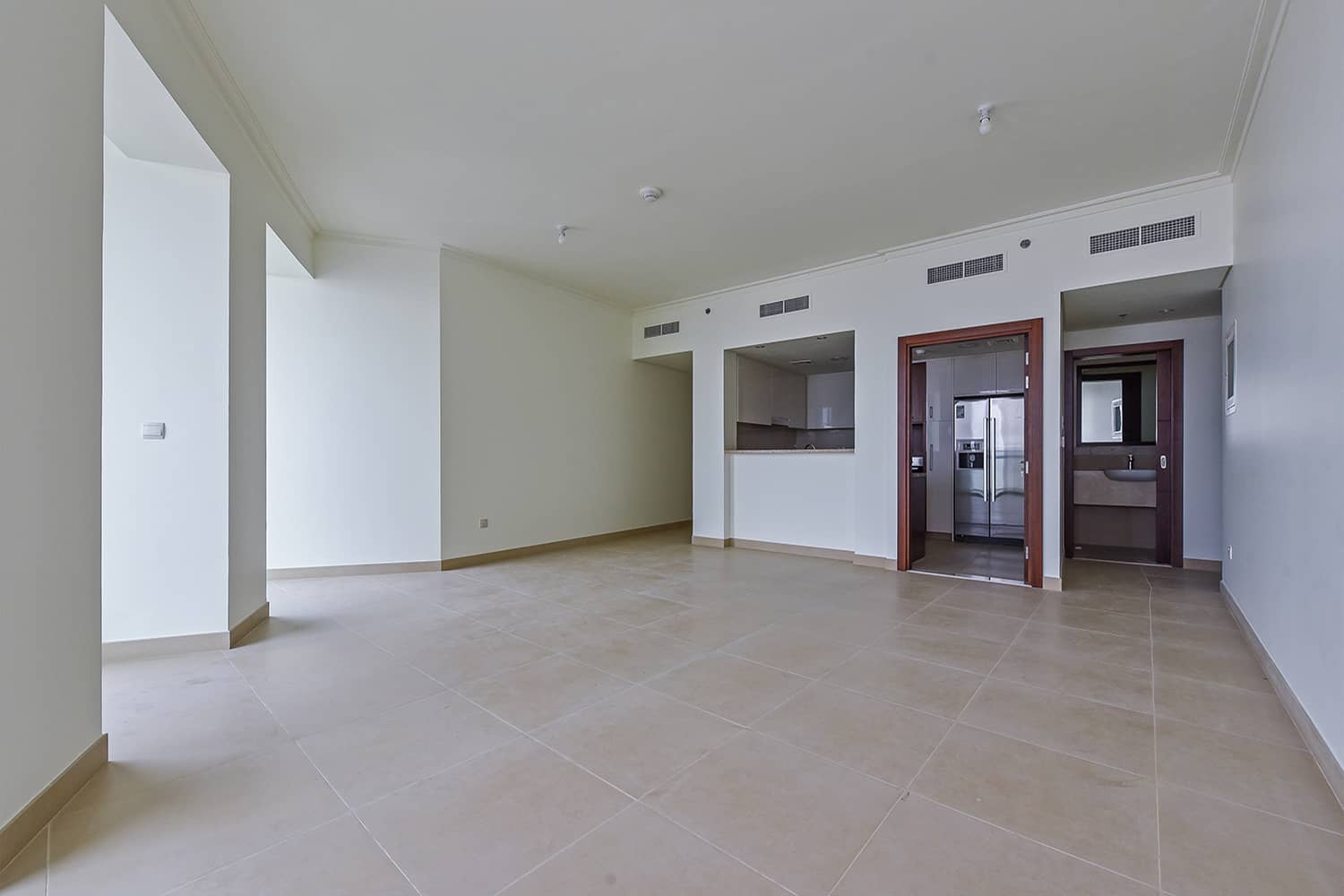 2 Bedroom Apartment in Burj Vista Tower 1 - photo 2