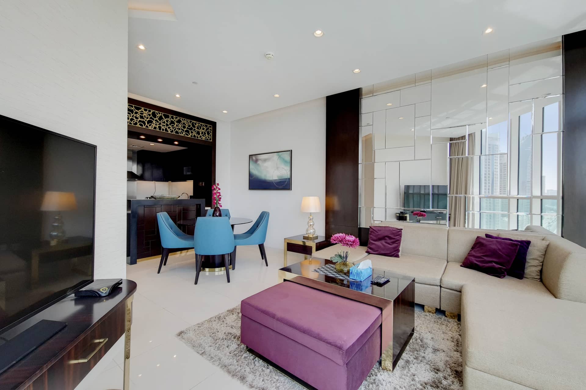 1 Bedroom Apartment in Upper Crest - photo 2