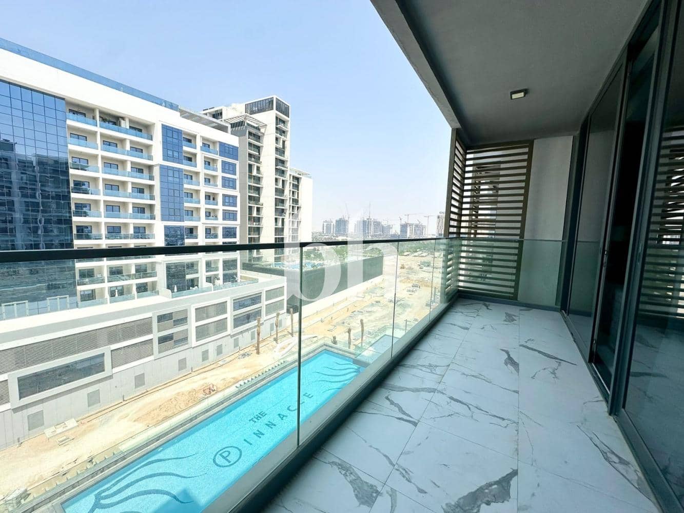 1 Bedroom Apartment in Pinnacle - photo 1