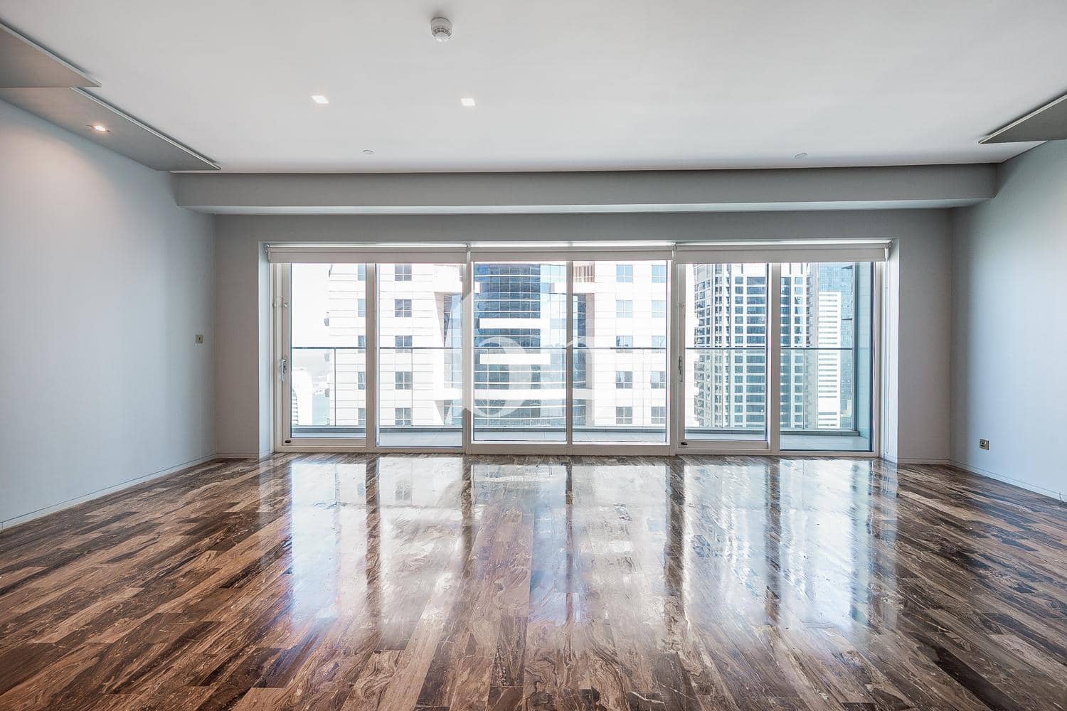 2 Bedroom Apartment in Damac Heights - photo 2