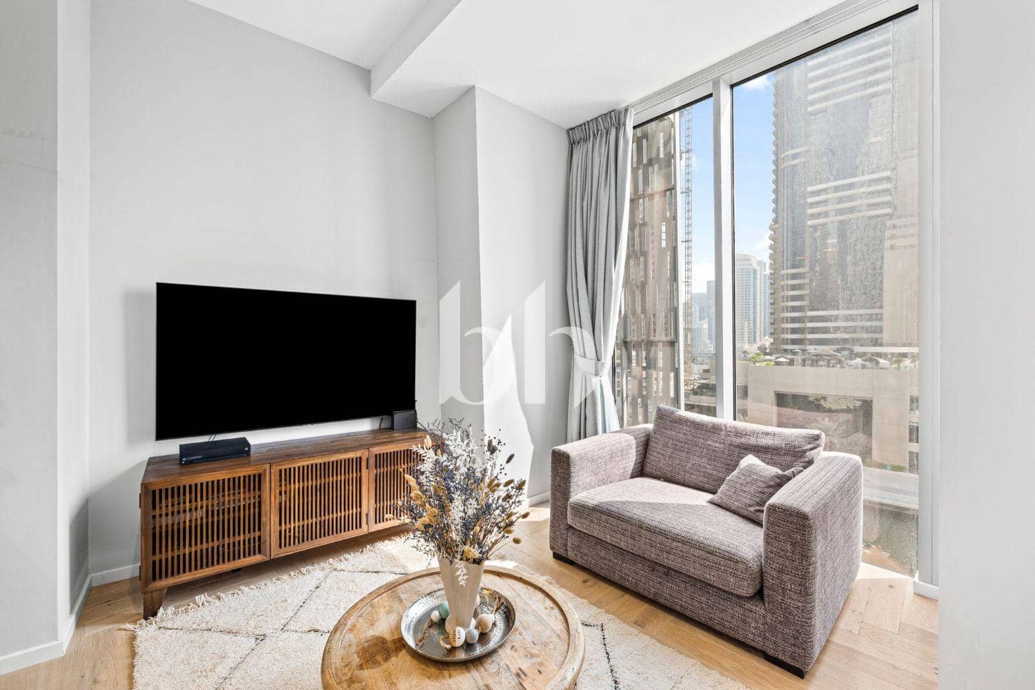 Studio Apartment in Cayan Tower