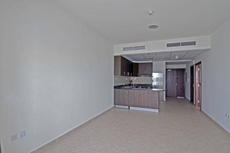 1 Bedroom Apartment in Elite Residence - photo 2