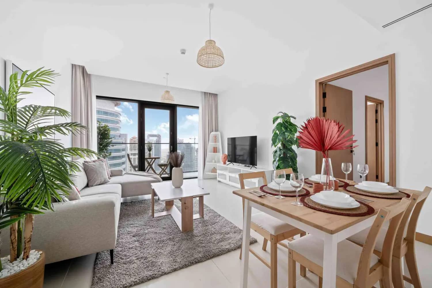 2 Bedroom Apartment in Vida Residences Dubai Marina - photo 2