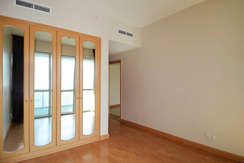 1 Bedroom Apartment in Marina Terrace - photo 2