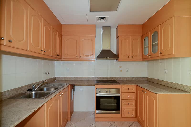 1 Bedroom Apartment in Marina Terrace - photo 1