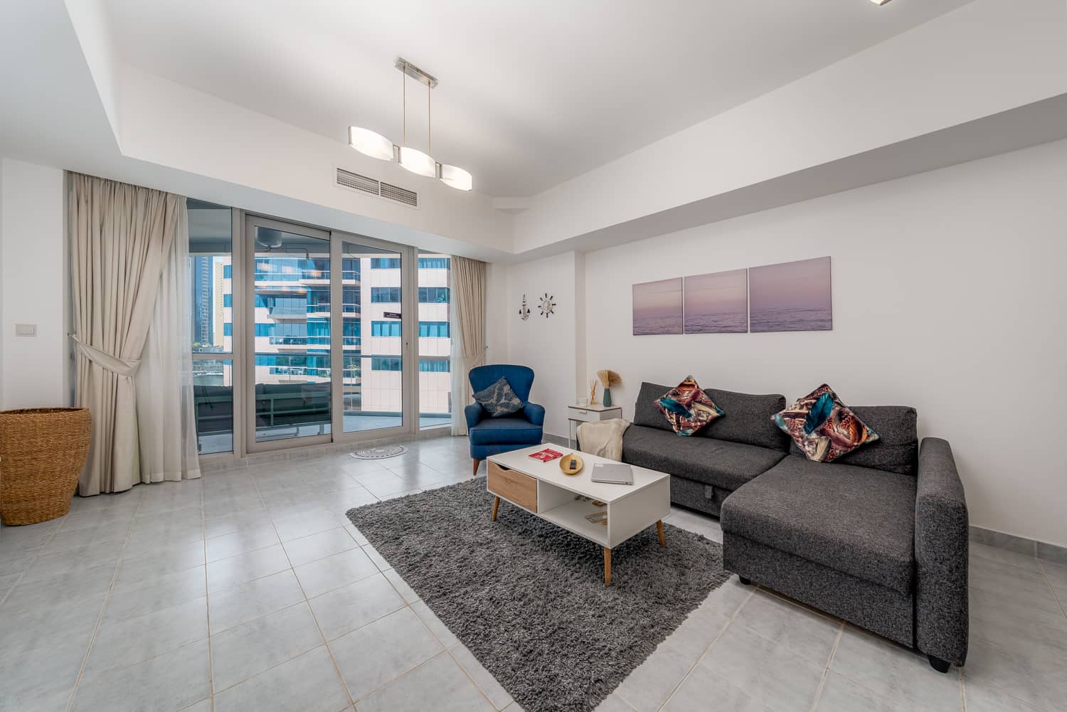 1 Bedroom Apartment in The Waves Tower B