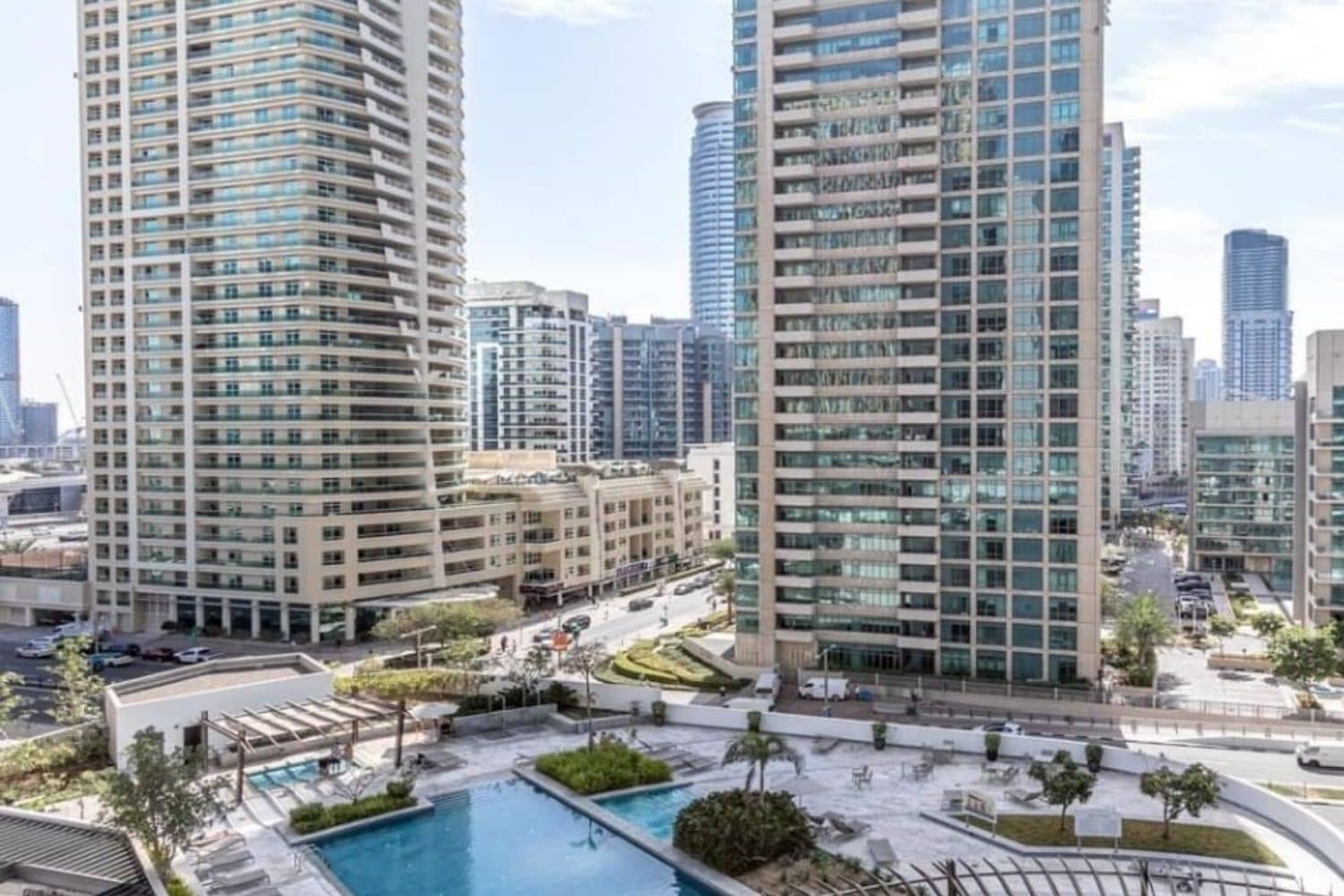 1 Bedroom Apartment in Silverene Tower B - photo 1