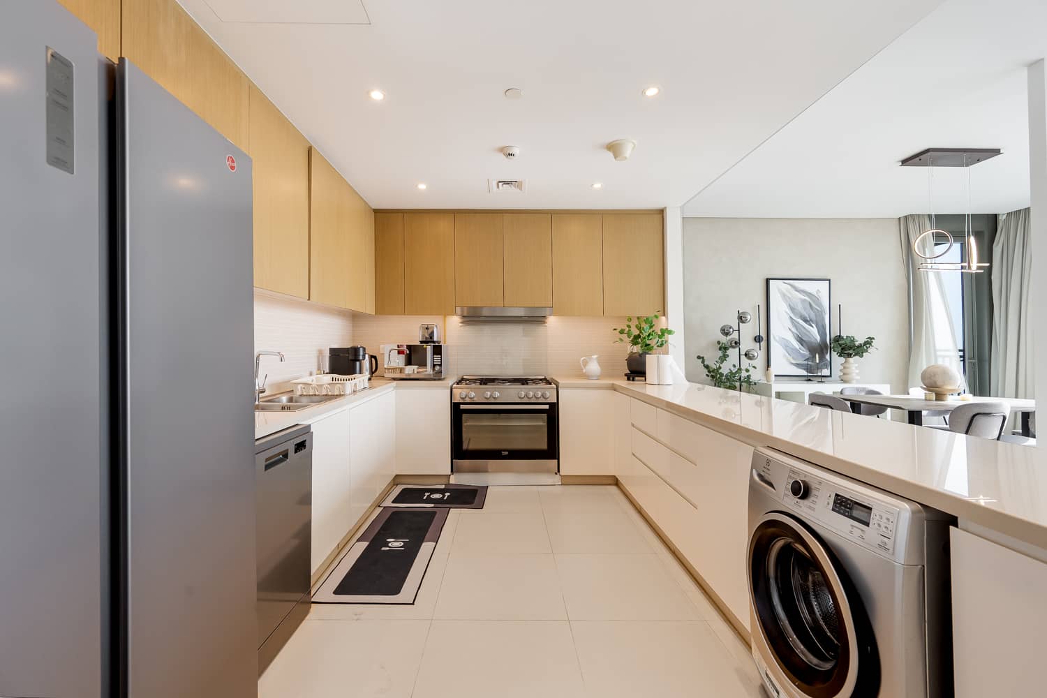 3 Bedroom Apartment in 5242 Tower 1 - photo 1