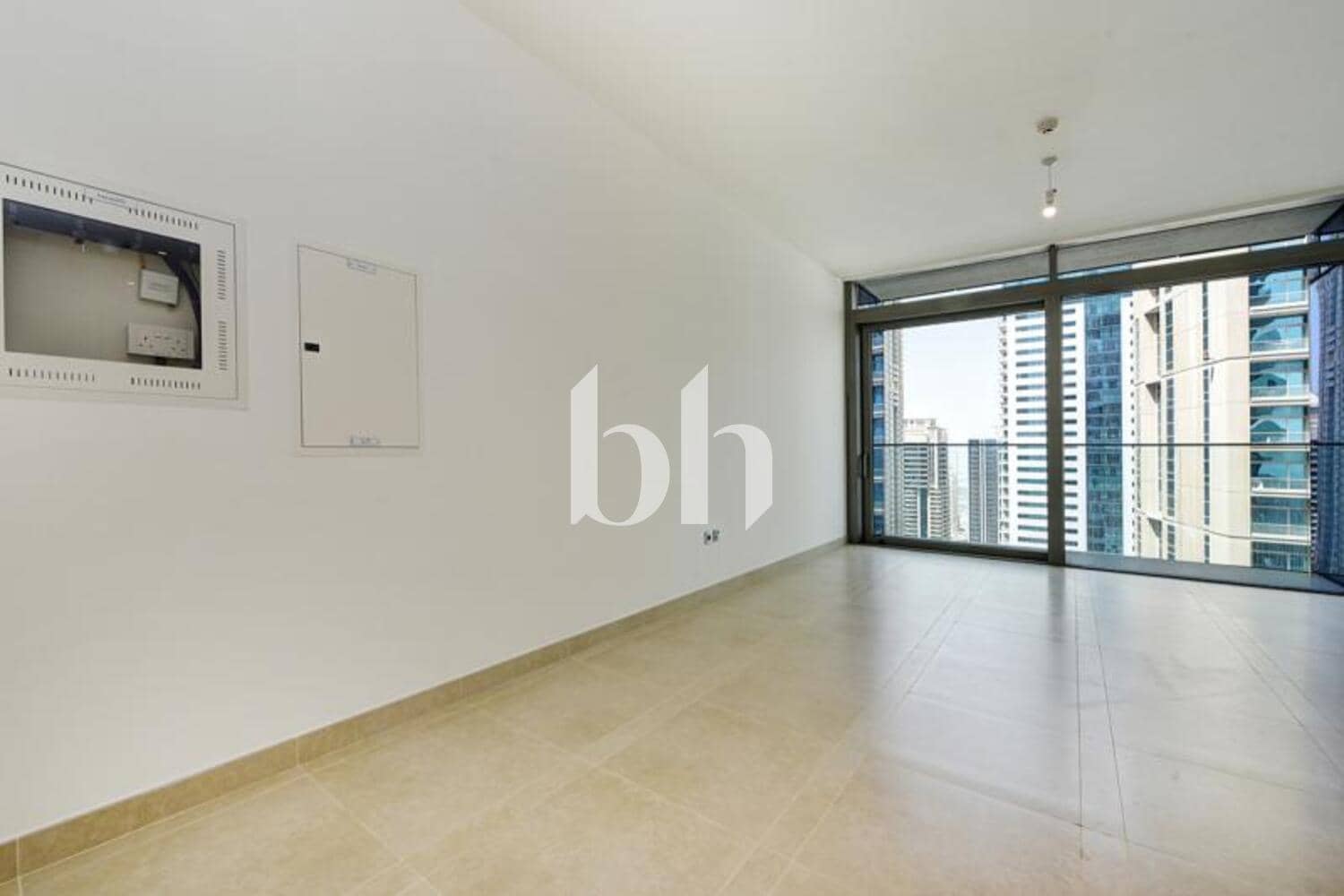 1 Bedroom Apartment in Marina Gate 1 - photo 1
