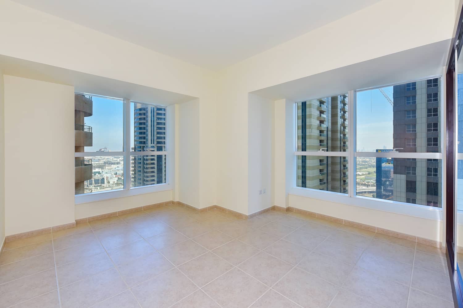 2 Bedroom Apartment in Elite Residence