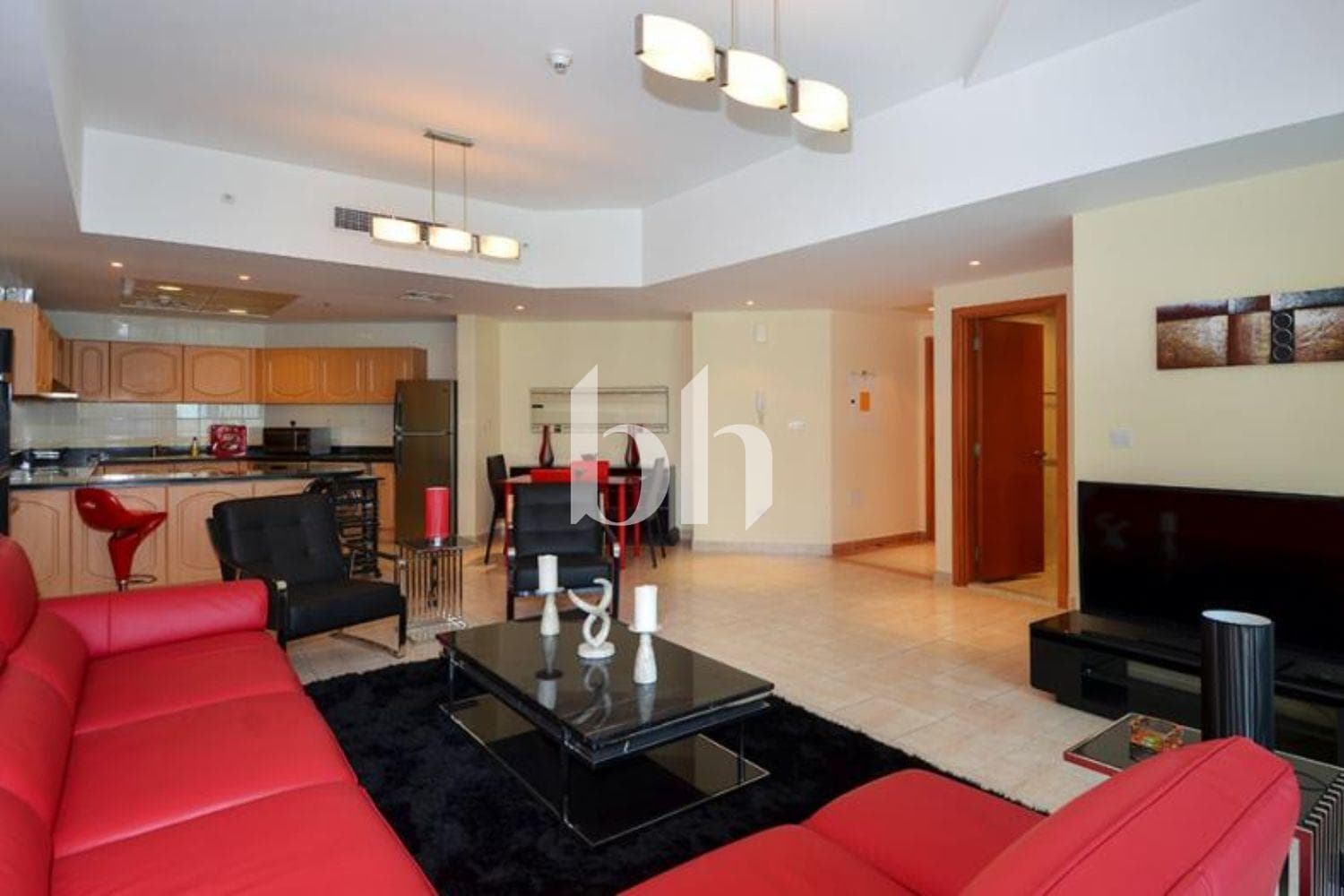 1 Bedroom Apartment in The Waves Tower B - photo 2