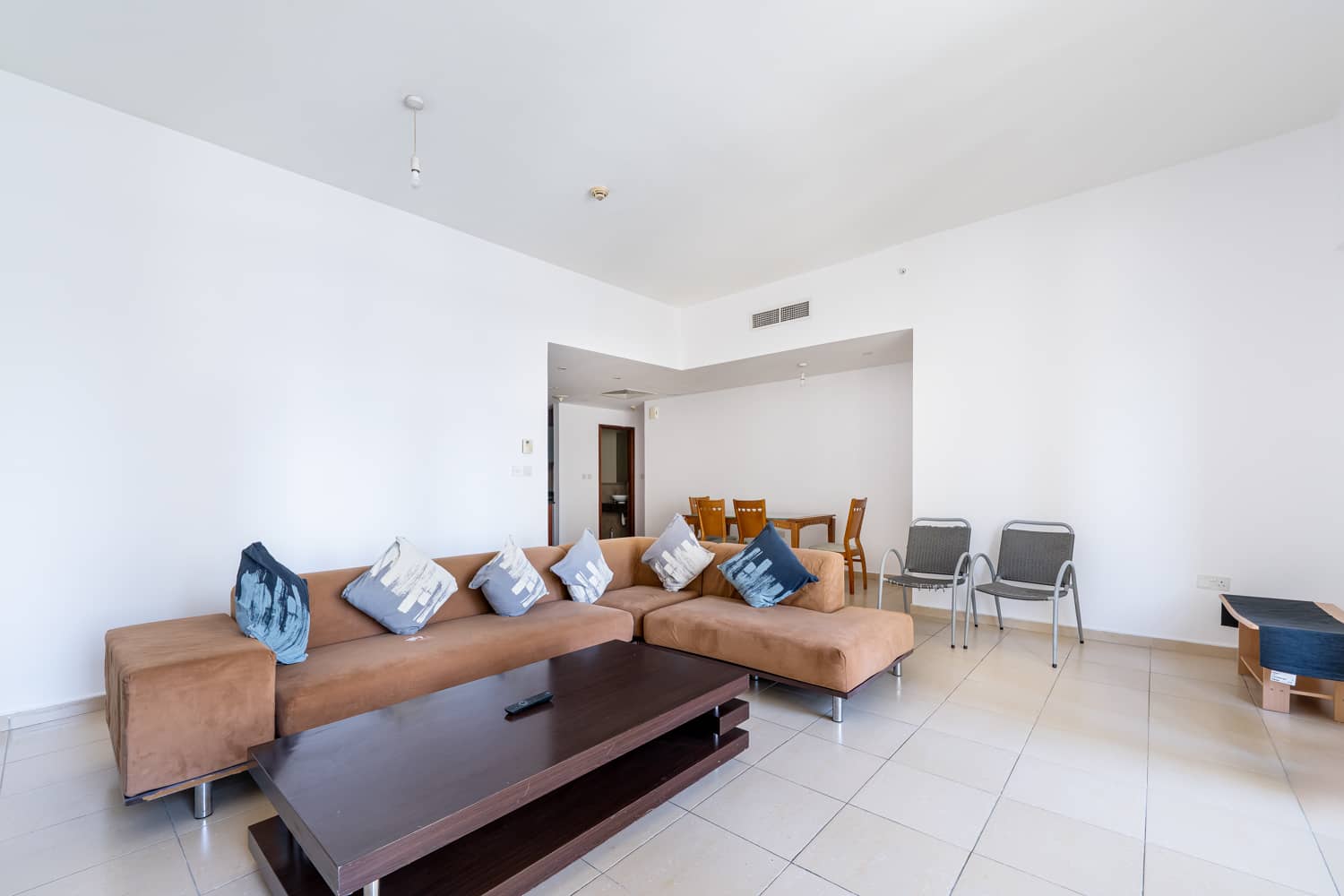 2 Bedroom Apartment in Sadaf 7 - photo 2