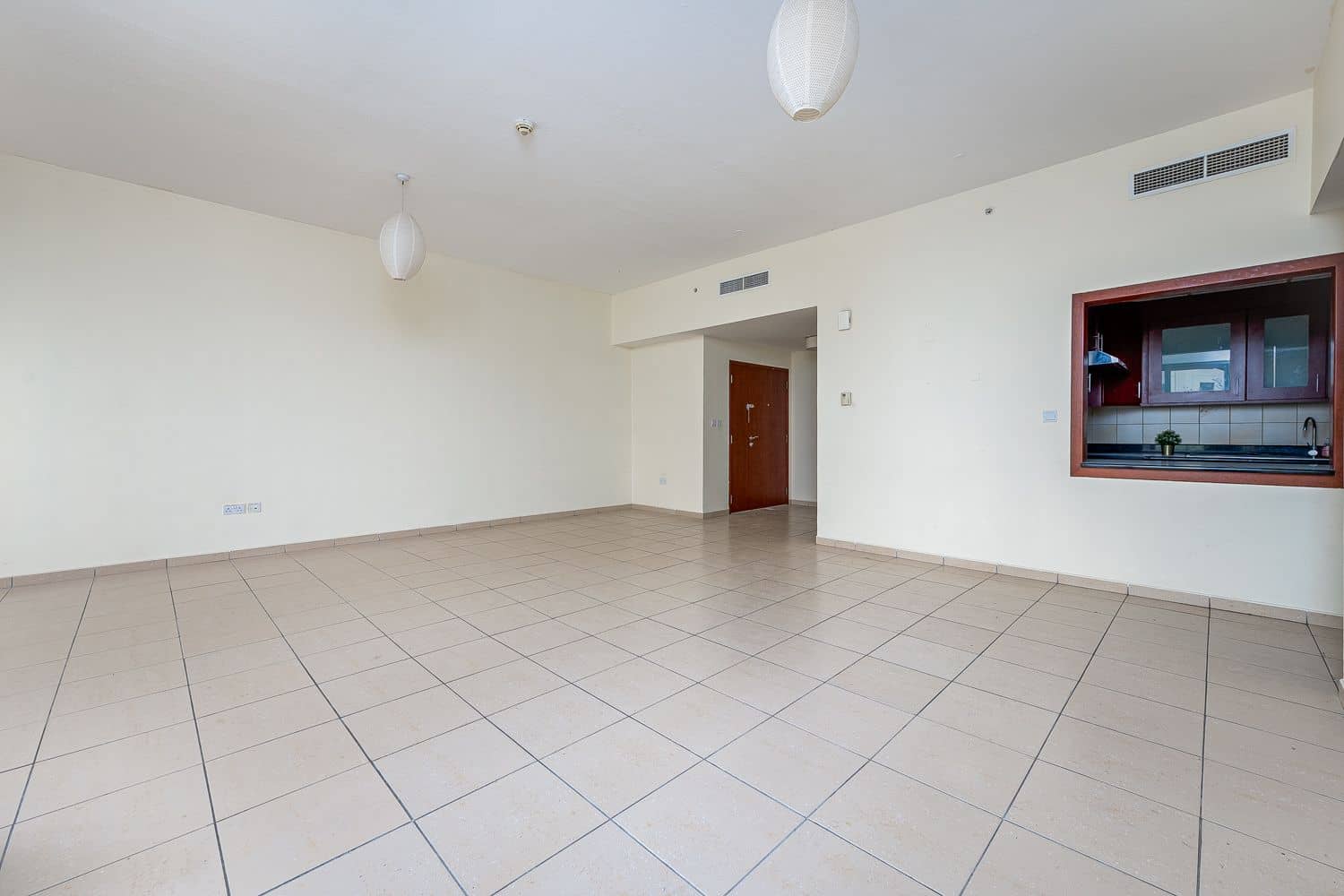 3 Bedroom Apartment in Sadaf 2 - photo 2