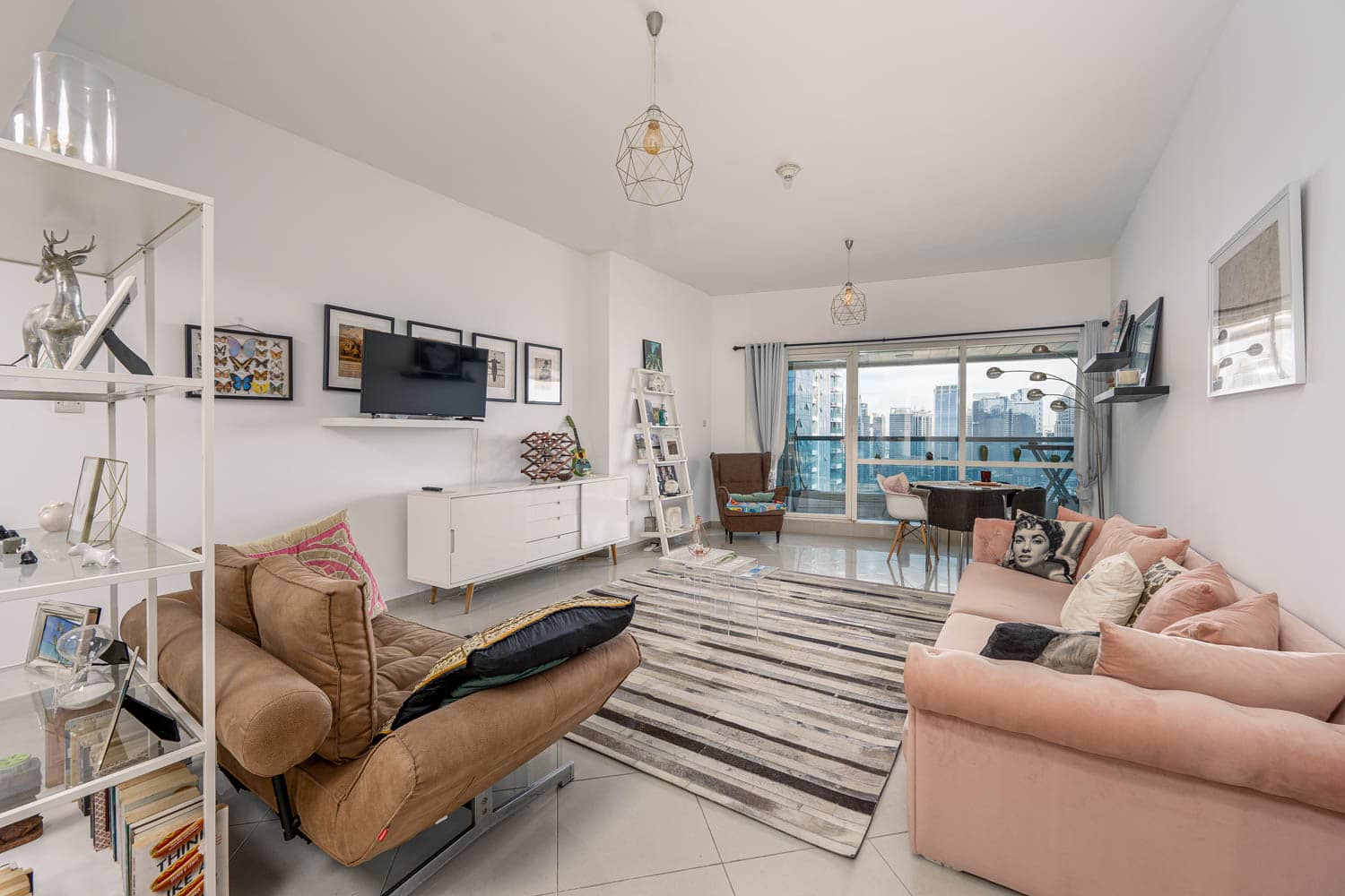 1 Bedroom Apartment in Concorde Tower