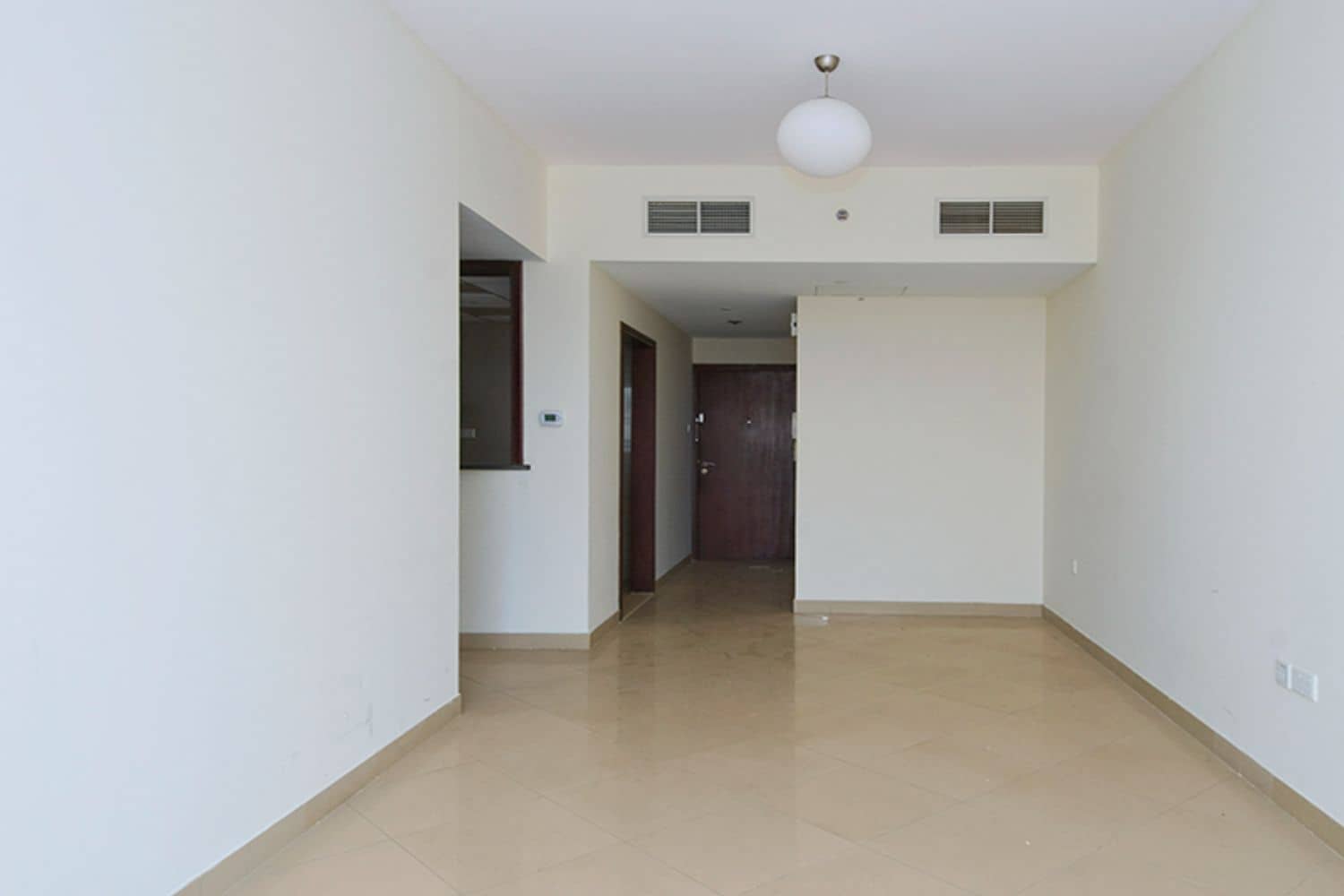1 Bedroom Apartment in Icon Tower 1 - photo 2