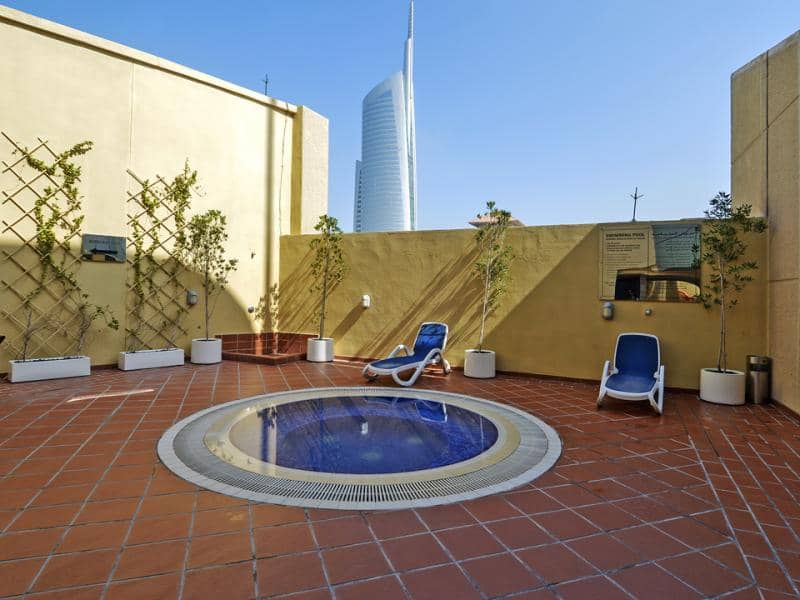 Studio Apartment in Icon Tower 2 - photo 2