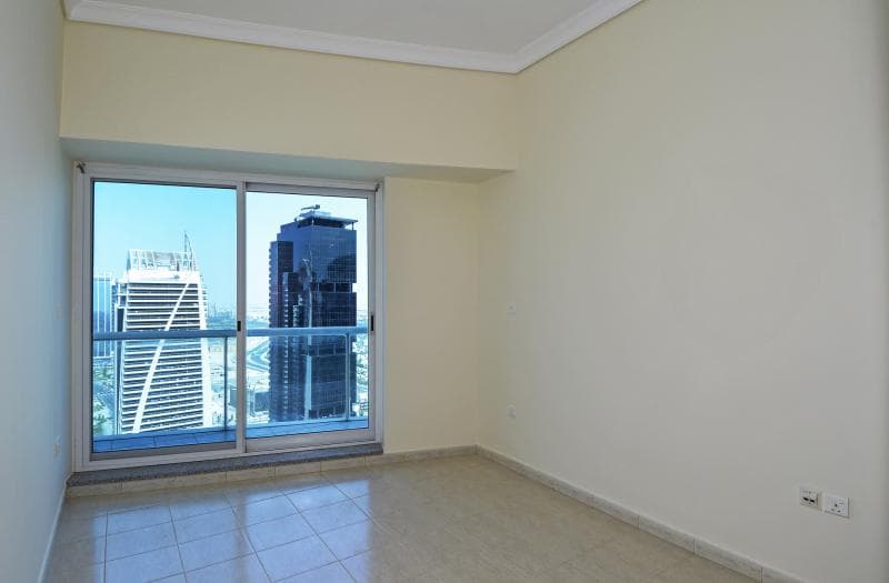 1 Bedroom Apartment in Lake Terrace - photo 2