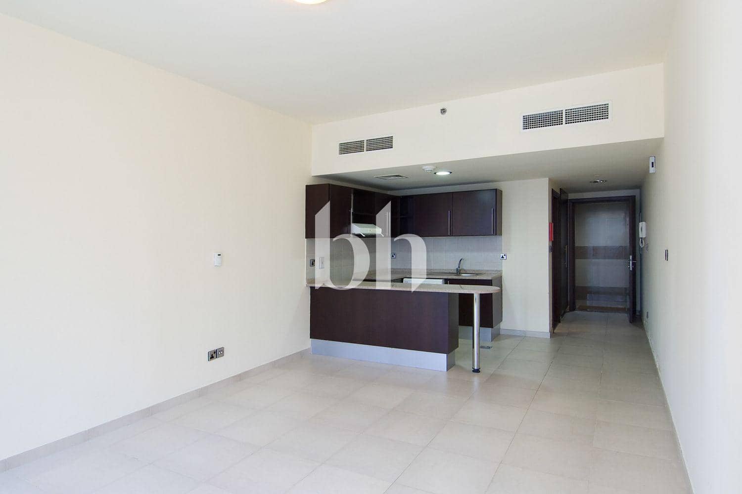 Studio Apartment in Dubai Arch
