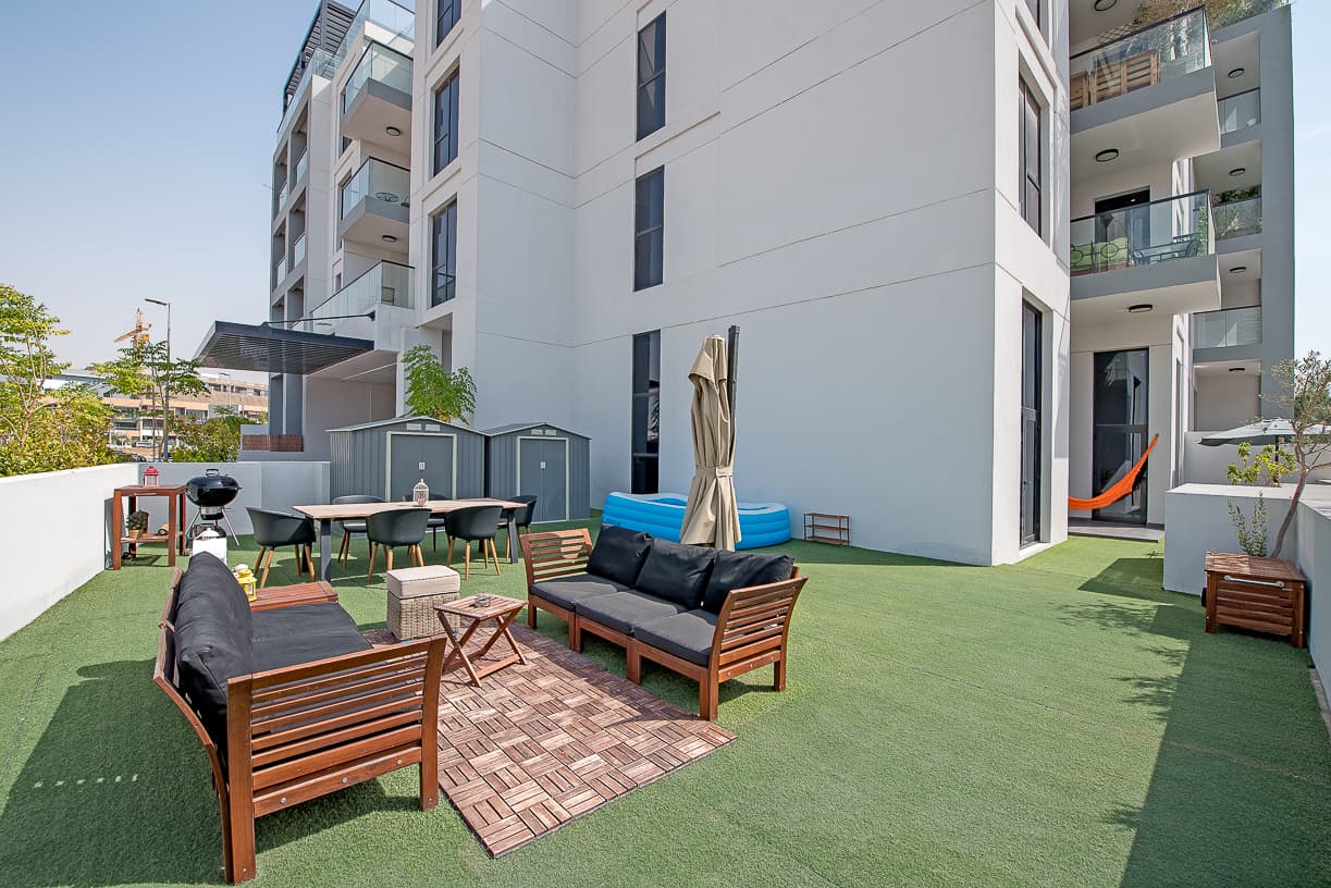 2 Bedrooms Apartment in Hyati Residences - photo 2