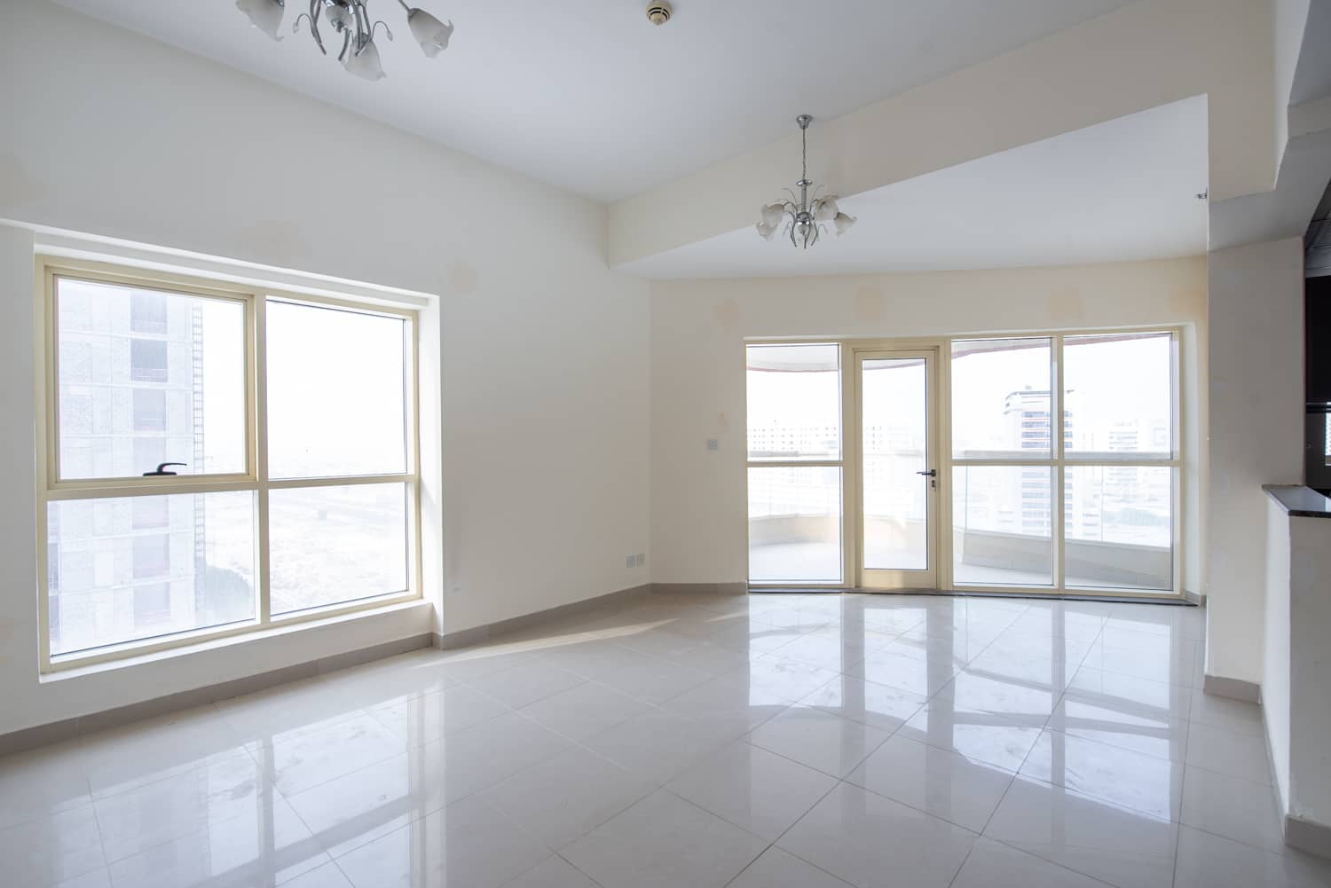 1 Bedroom Apartment in Dana Tower