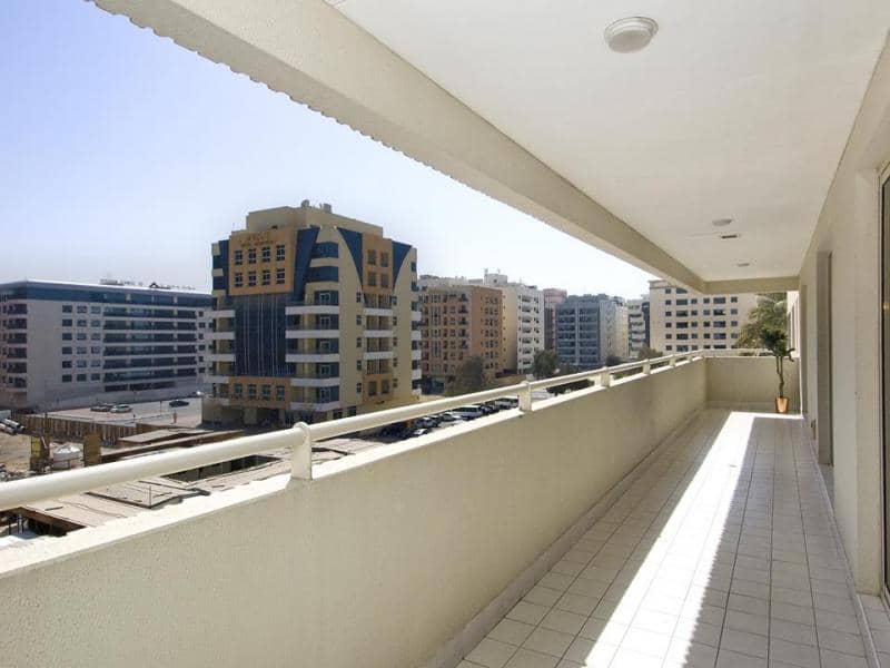 3 Bedroom Apartment in Ajdan Residence - photo 1