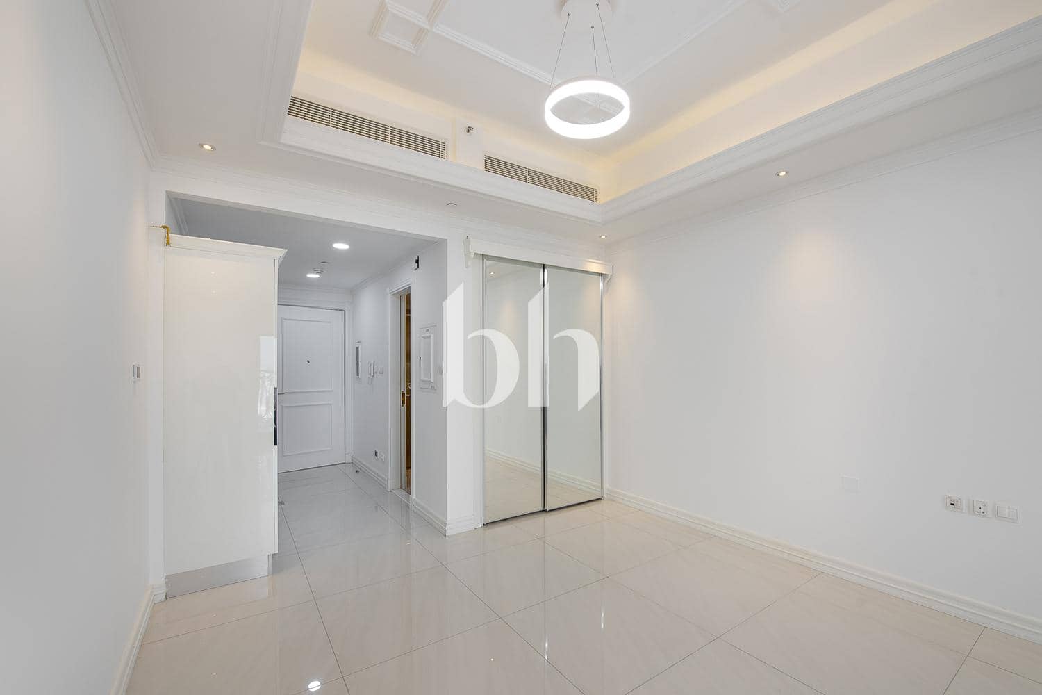 Studio Apartment in Vincitore Palacio - photo 2