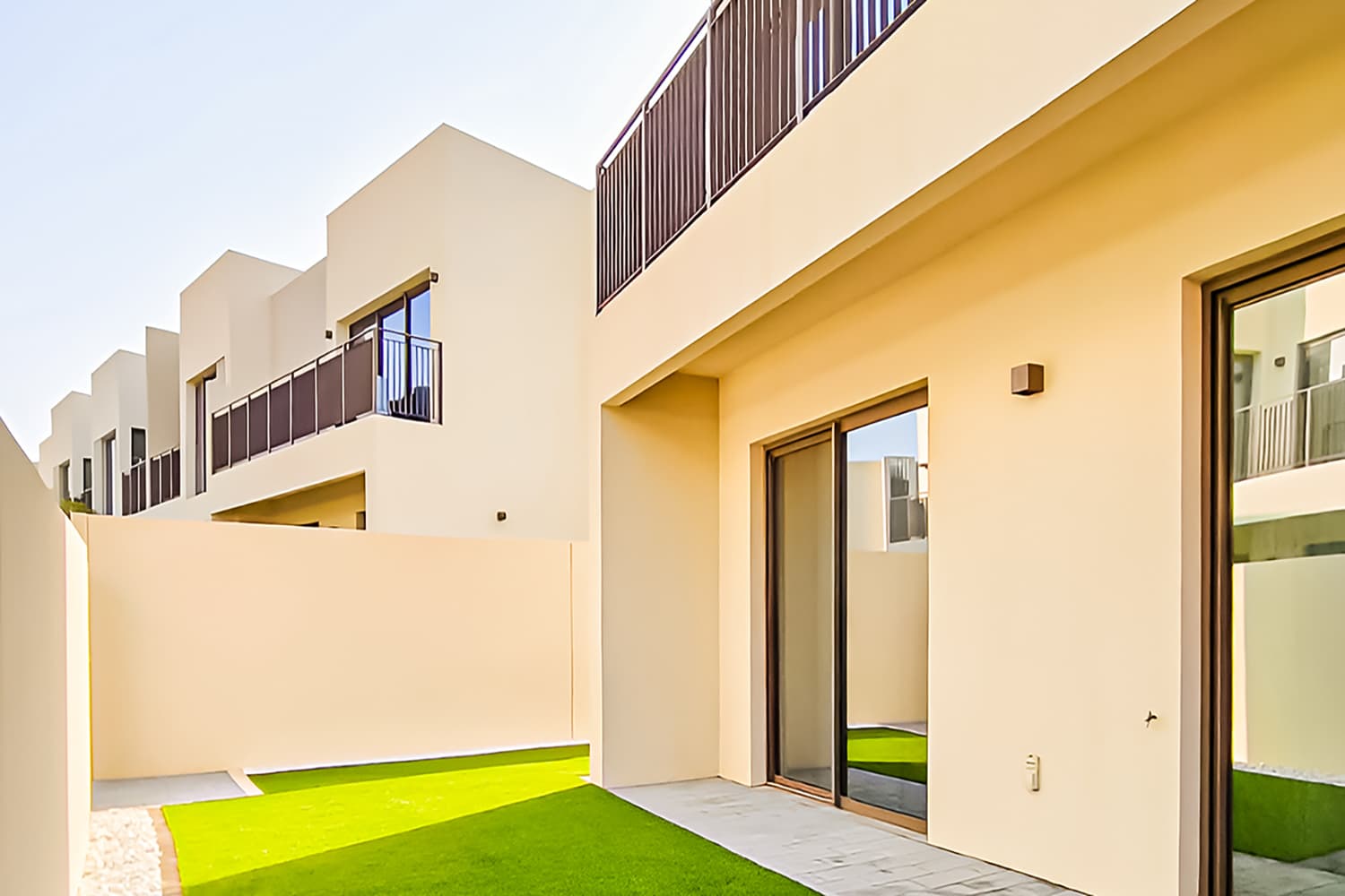 4 Bedroom Townhouse in Parkside 2