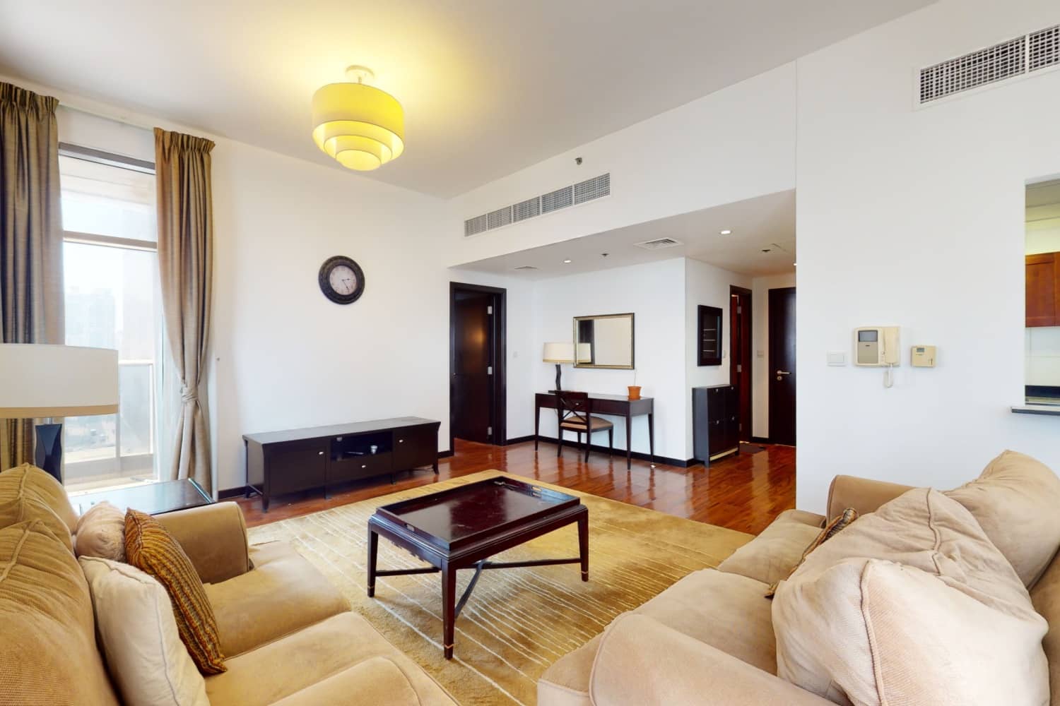 1 Bedroom Apartment in Green Lake Tower 3