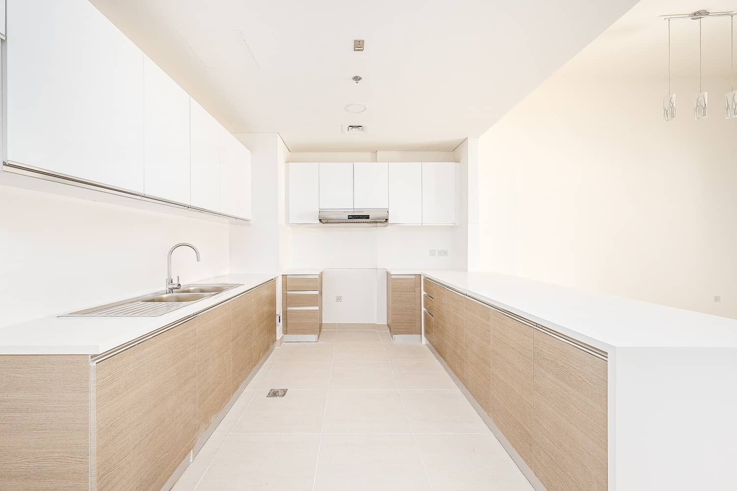 2 Bedroom Apartment in Al Andalus Tower B - photo 2