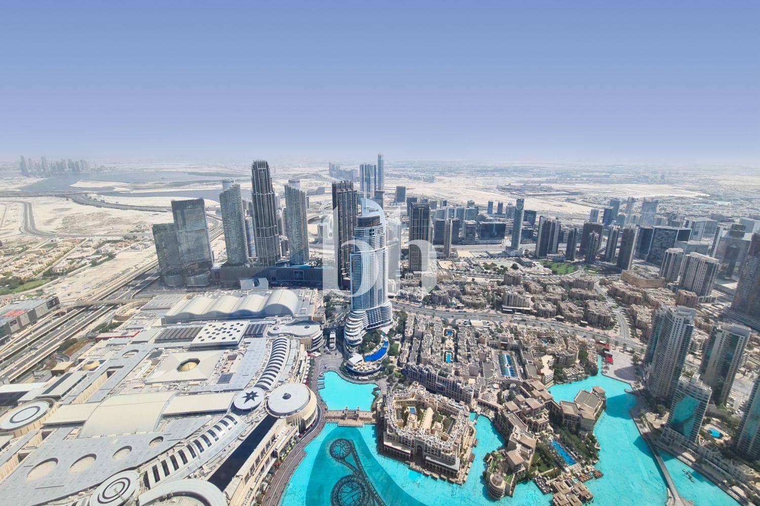 4 Bedroom Apartment in Burj Khalifa - photo 1
