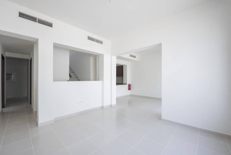 4 Bedroom Villa in Mira Oasis 2 - photo 1