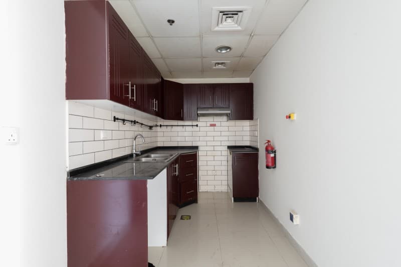 1 Bedroom Apartment in The Manhattan Tower - photo 2