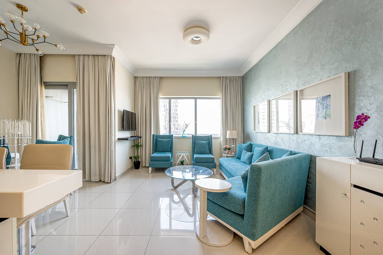 2 Bedroom Apartment in Burj Khalifa Area - photo 2