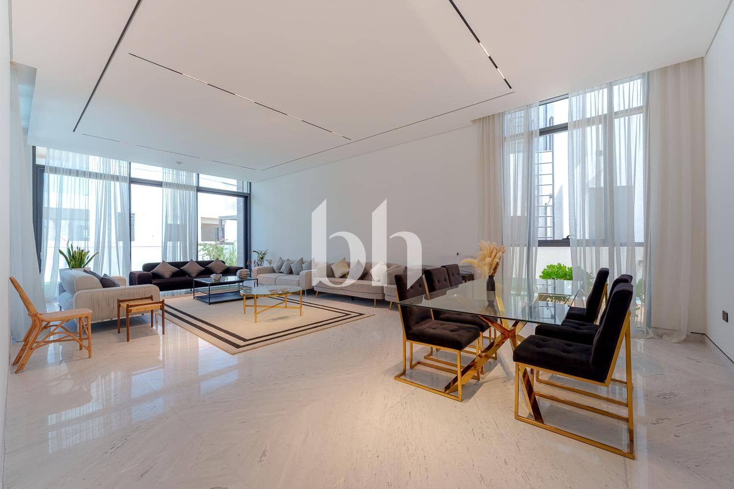 6 Bedroom Villa in Lea - photo 1